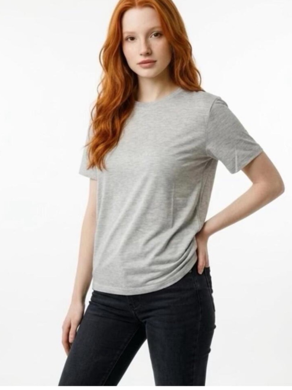 Comfrt Cloud  Tee Unisex  Size Medium Color Lt Heather Grey NWT - Picture 2 of 2